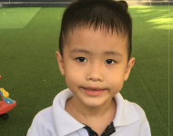 Bé : Hưng - Sinh ngày : 19-01-2012 Bùi Quốc Hưng